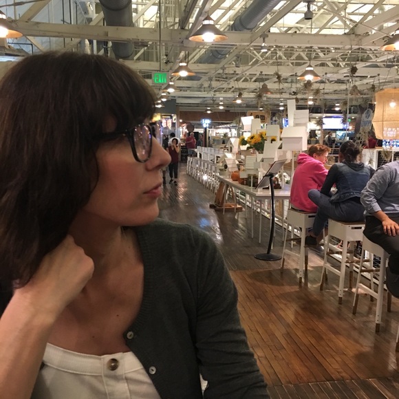 Meet your Posher, Kari - Picture 4 of 4